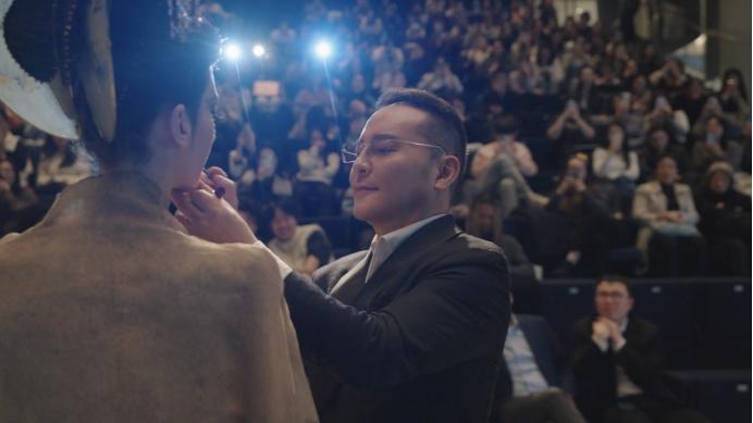 How Mao Geping Is Turning Traditional Chinese Beauty Into a Global Conversation on Culture