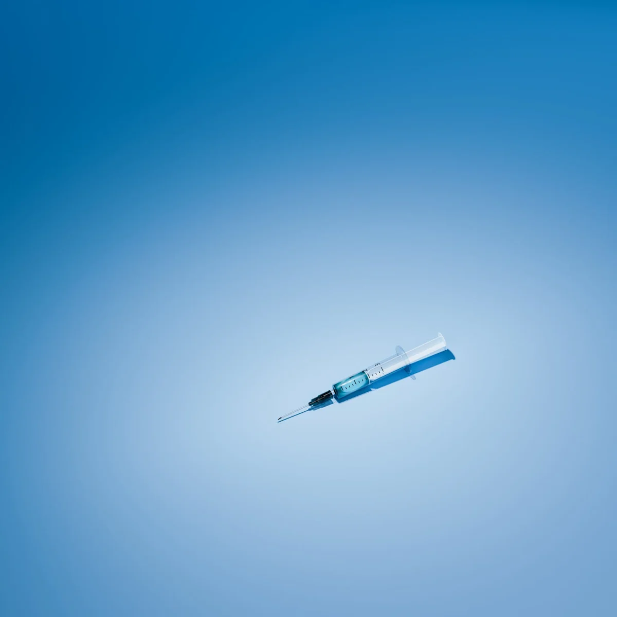 The Celebrity Craze: Why Peptide Injections Are Taking Hollywood by Storm