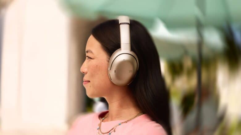 Time To Upgrade Your Headphones? New JBL Features, Massive AirPods Pro 3 Deal and a Skullcandy Steal Compared