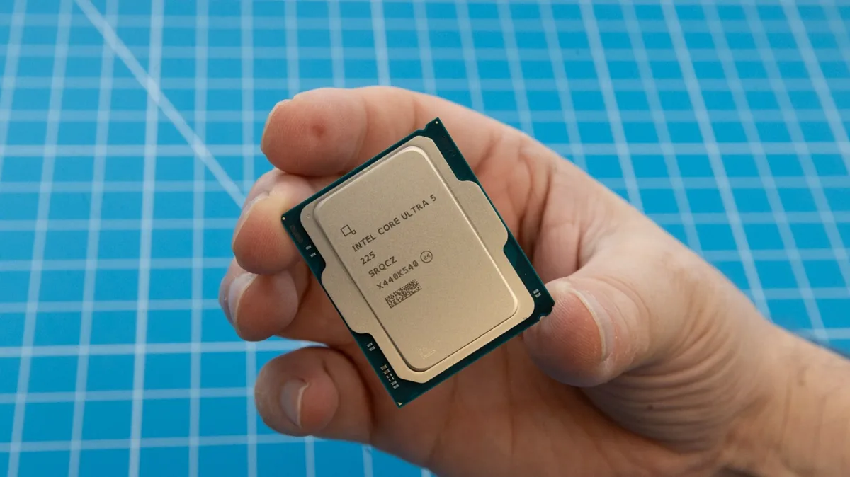 Steam Deck 2 vs DIY ‘Steam Machine’: Which Portable PC Gaming Upgrade Should You Wait For?
