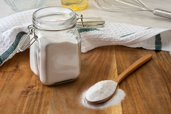 2 Viral Cleaning Hacks You Can Actually Trust: Toilet Limescale And Greasy Clothes