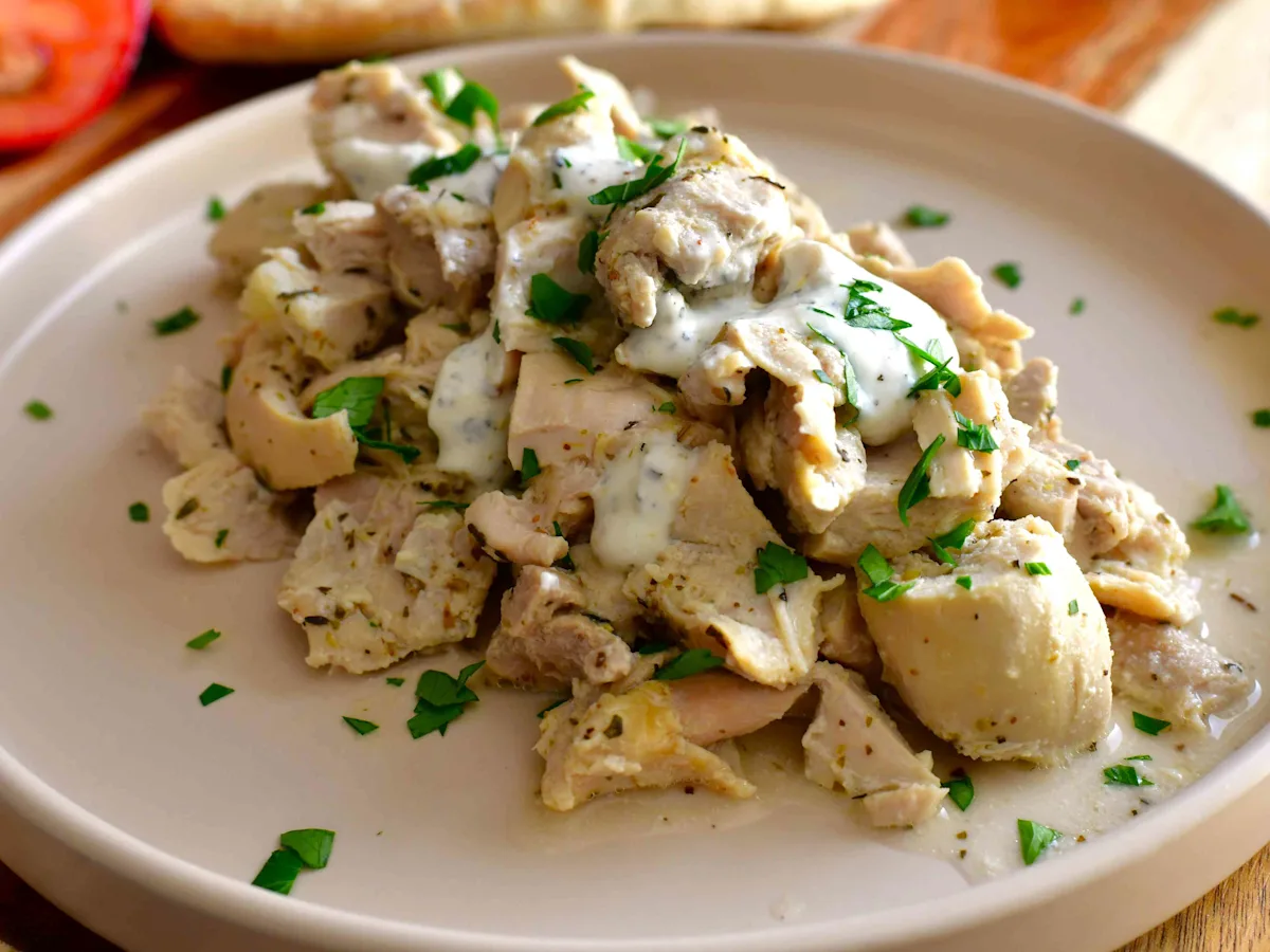 14 Slow Cooker Dinners That Feel Like Comfort Food But Are Actually Healthy