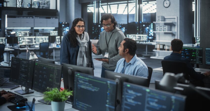 Choosing a Software Development Partner in 2025: Lessons from Big‑Four–Style Firms and ‘Top 5’ Lists