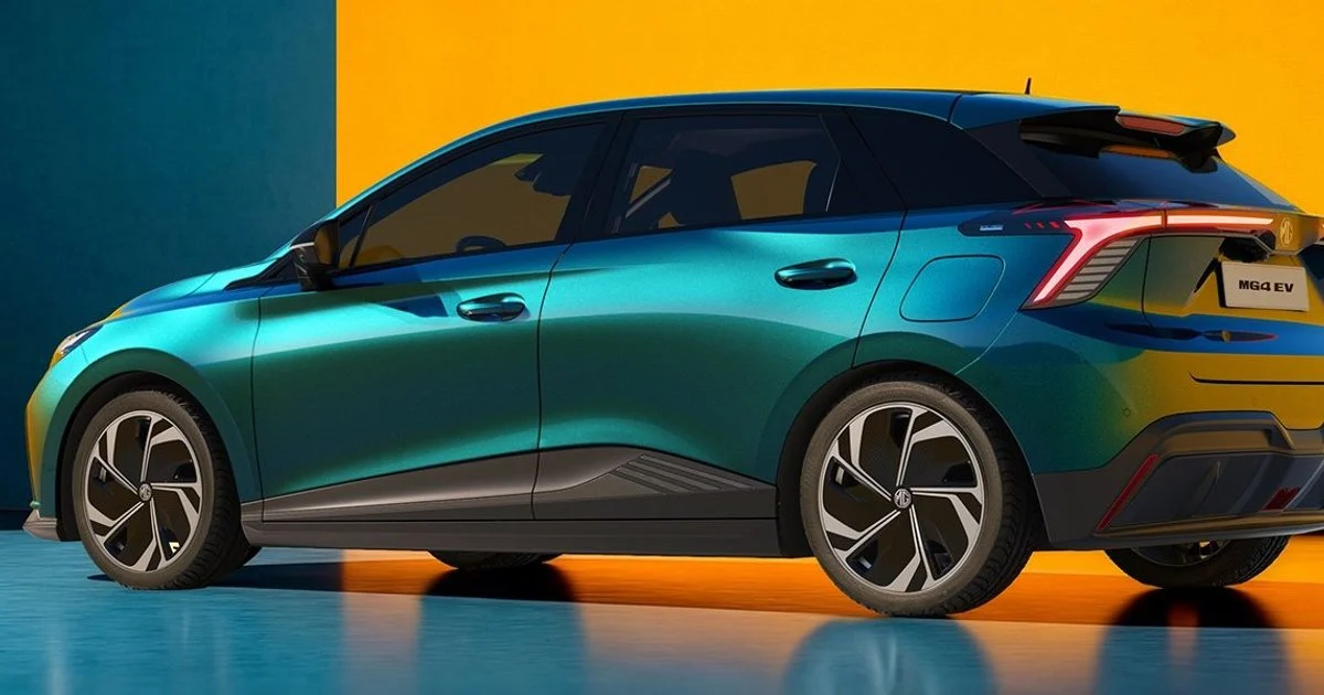 Beyond Range Anxiety: 900V Architectures, Semi‑Solid‑State Batteries and the Next Wave of Fast‑Charging EVs