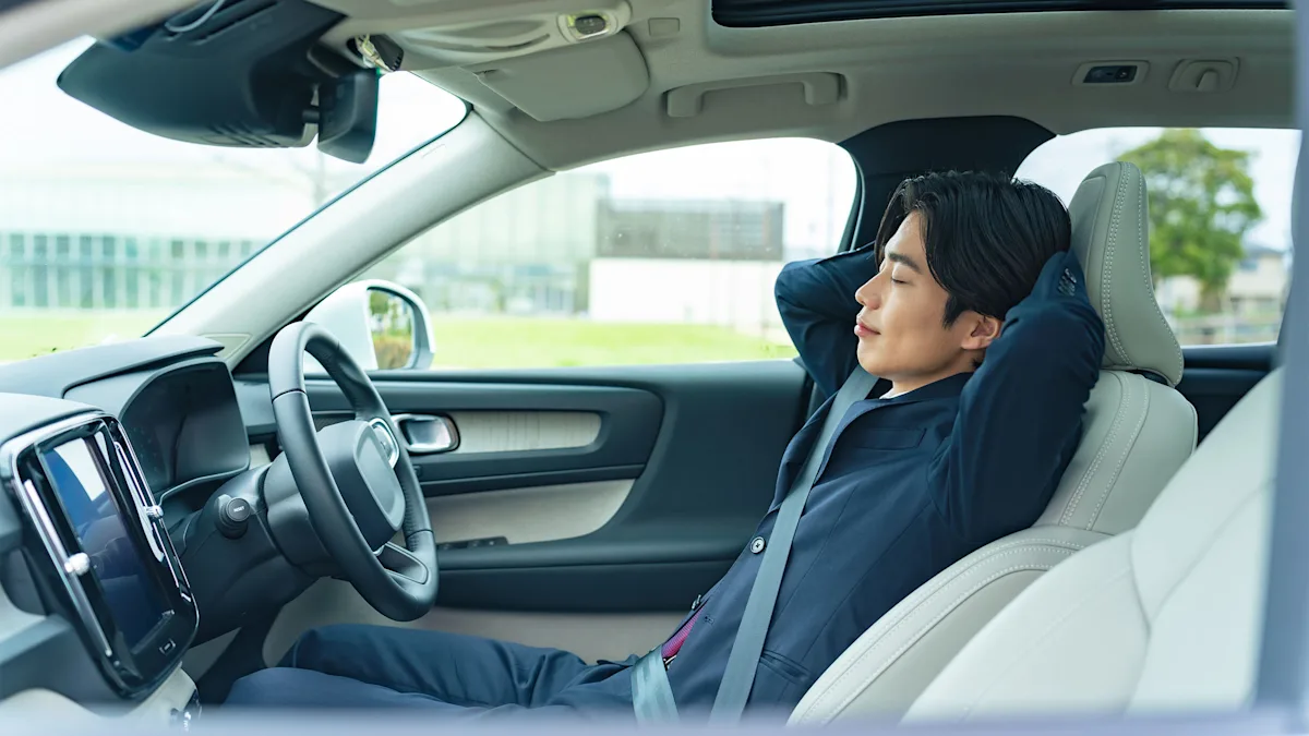 Would You Sleep in a Self‑Driving Car? What New Survey Data and Tesla’s FSD Probe Reveal About Trust on the Road