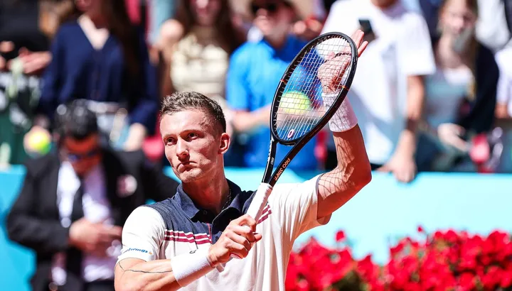 From Graf to Djokovic: Which Tennis Legends Ruled World No.1 the Longest?