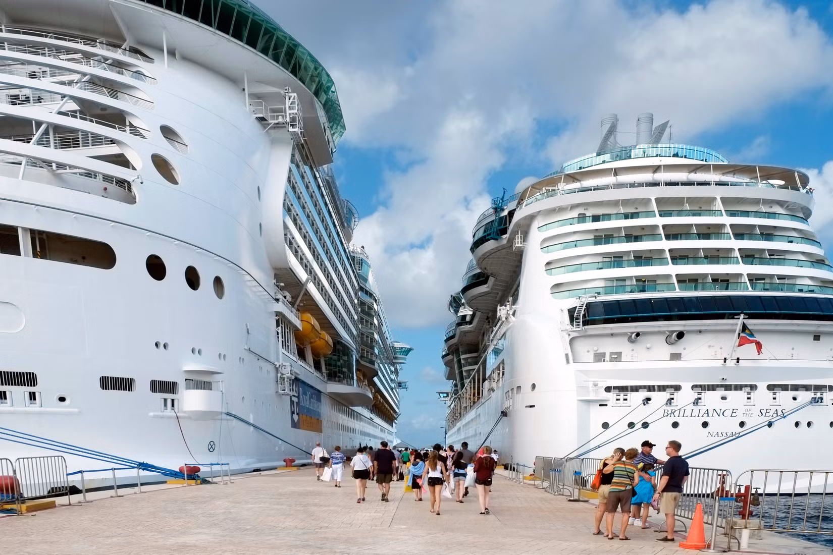 Beyond Mega-Ships: How Small Vessels, Wellness Sailings and Family Mega-Fun Are Rewriting Cruise Holidays