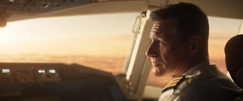 ‘Deep Water’ Review Roundup: Plane Crash, Mako Sharks and Is This Ocean Survival Movie Worth It for Malaysians?