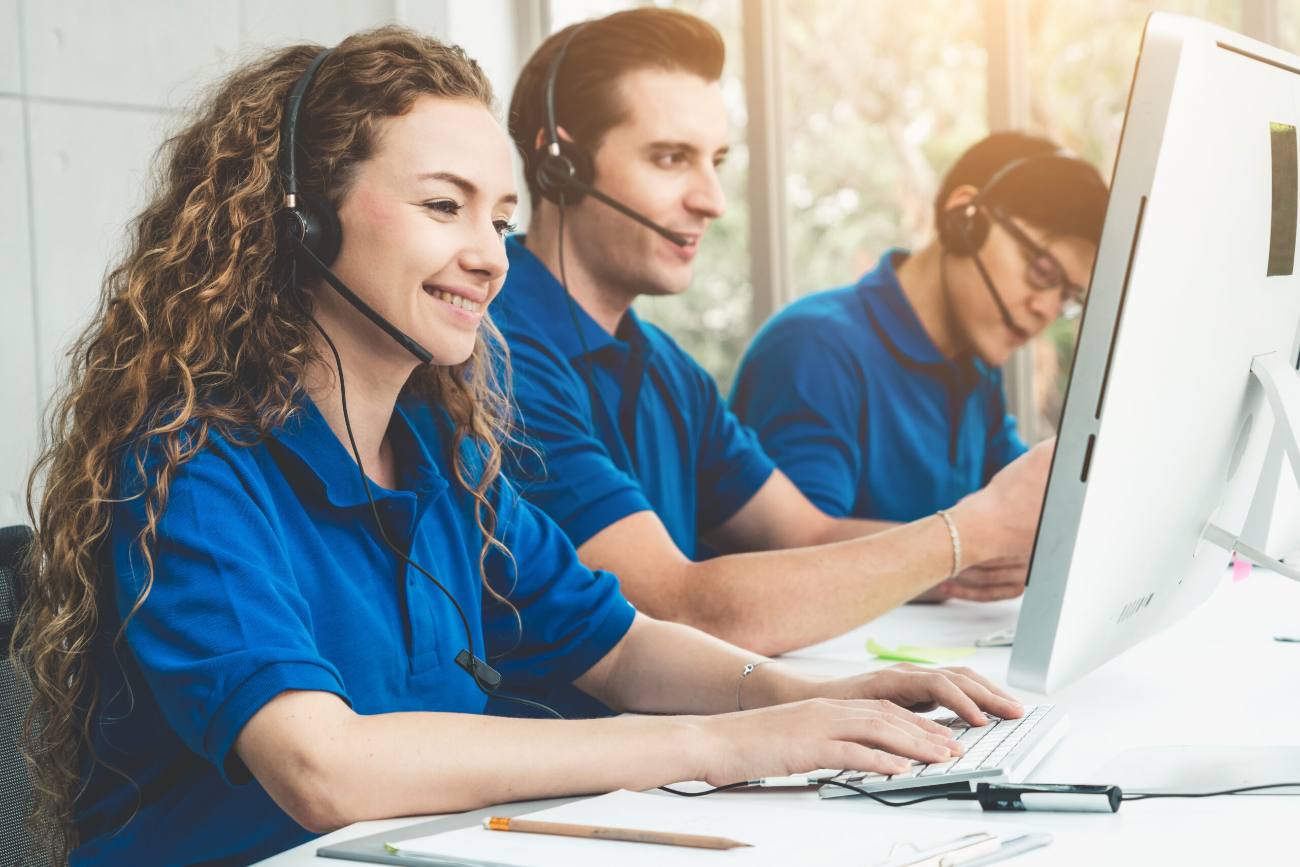 Transforming Customer Experience: The Role of AI Agents in Contact Centers