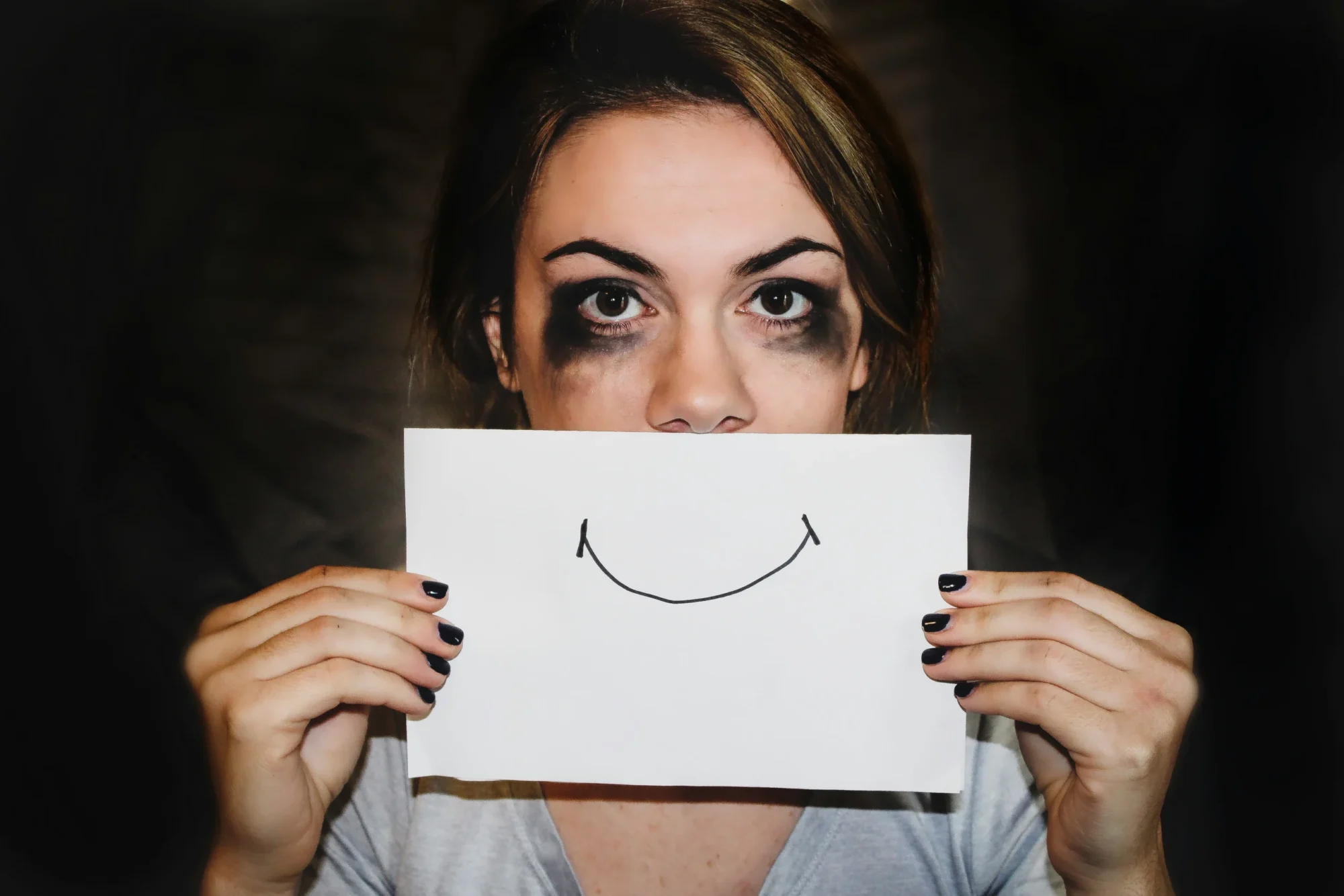 Lonely and Not Coping? Why Chronic Disconnection Can Hurt Your Brain – and How Emotional Support Helps