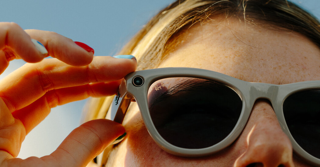 The Ethics of Smart Glasses: Is It Acceptable to Record Without Consent?