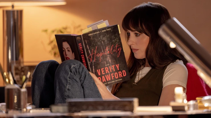 Anne Hathaway’s ‘Verity’: What to Expect From Colleen Hoover’s Darkest Psychological Mystery on Screen