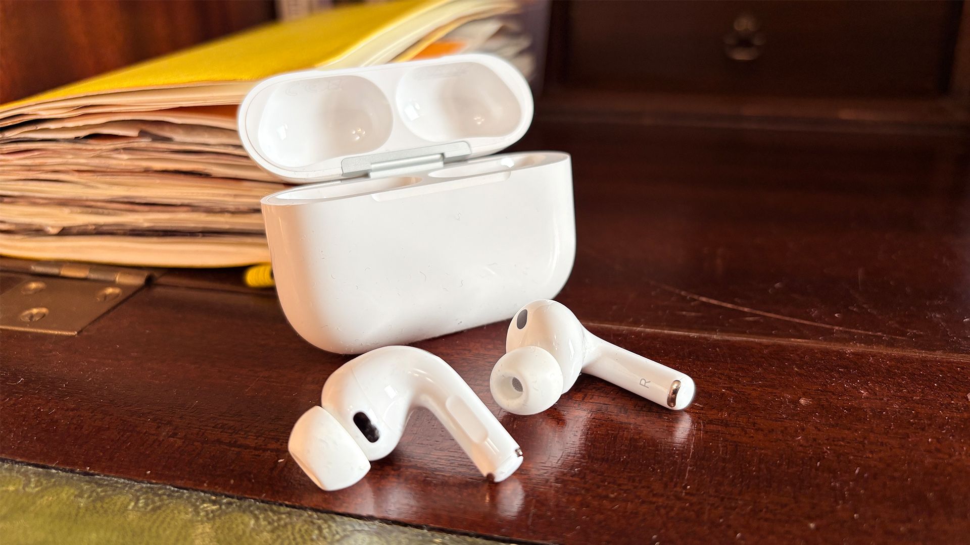 Time To Upgrade Your Headphones? New JBL Features, Massive AirPods Pro 3 Deal and a Skullcandy Steal Compared