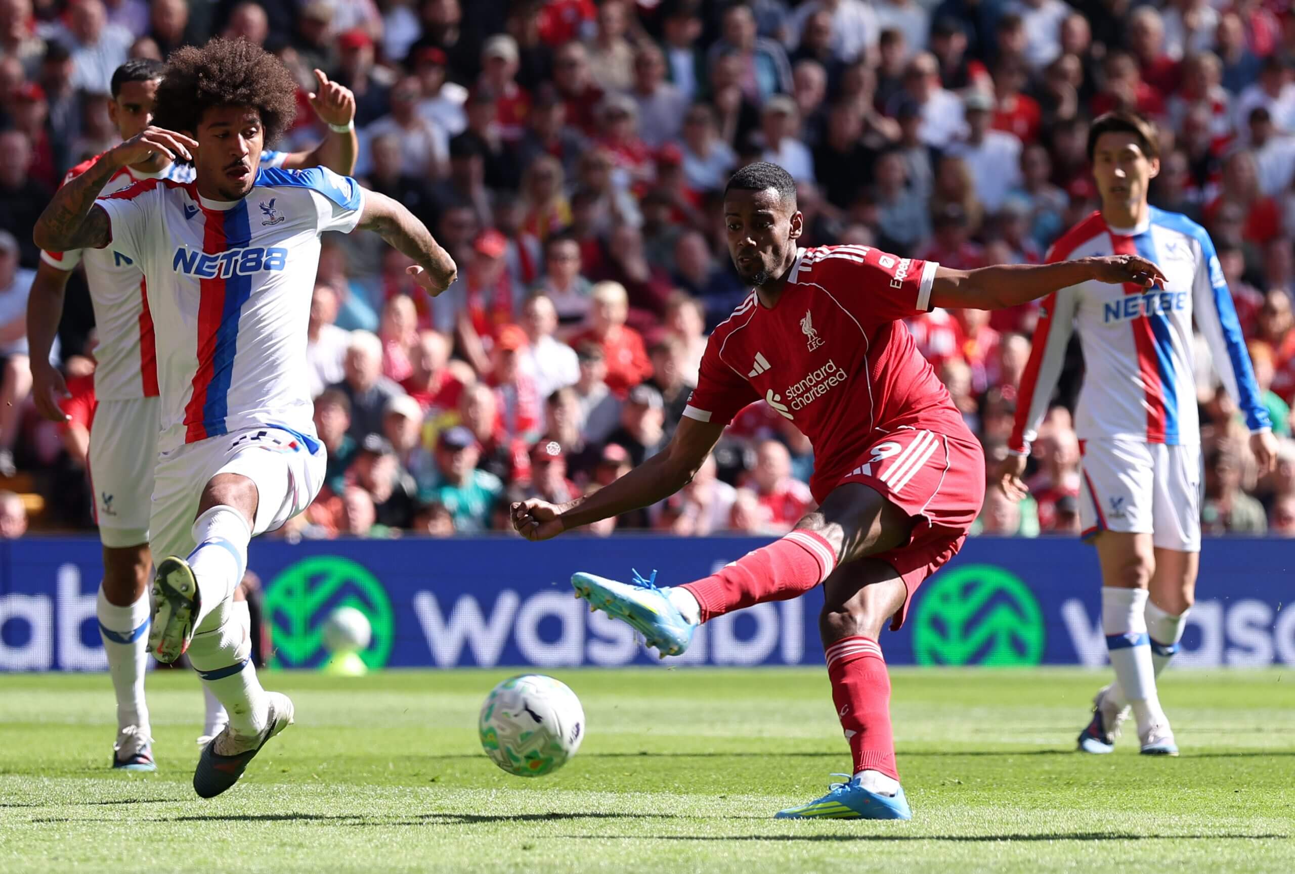 Fantasy Premier League Gameweek 34: Essential Picks, Hidden Gems and Late Swaps for the Run-In