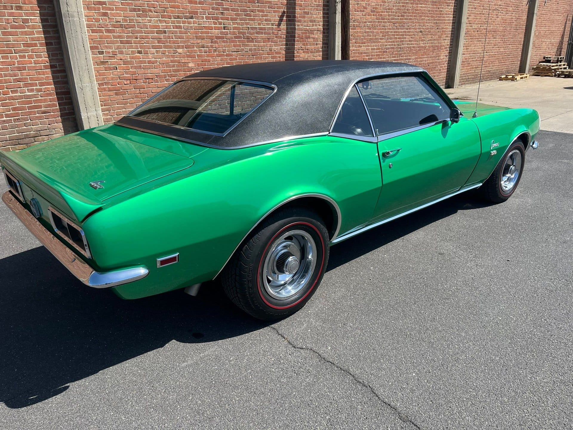 Old-School Muscle, New-School Tuning: How Restomods Squeeze Modern Performance From Classic Cars