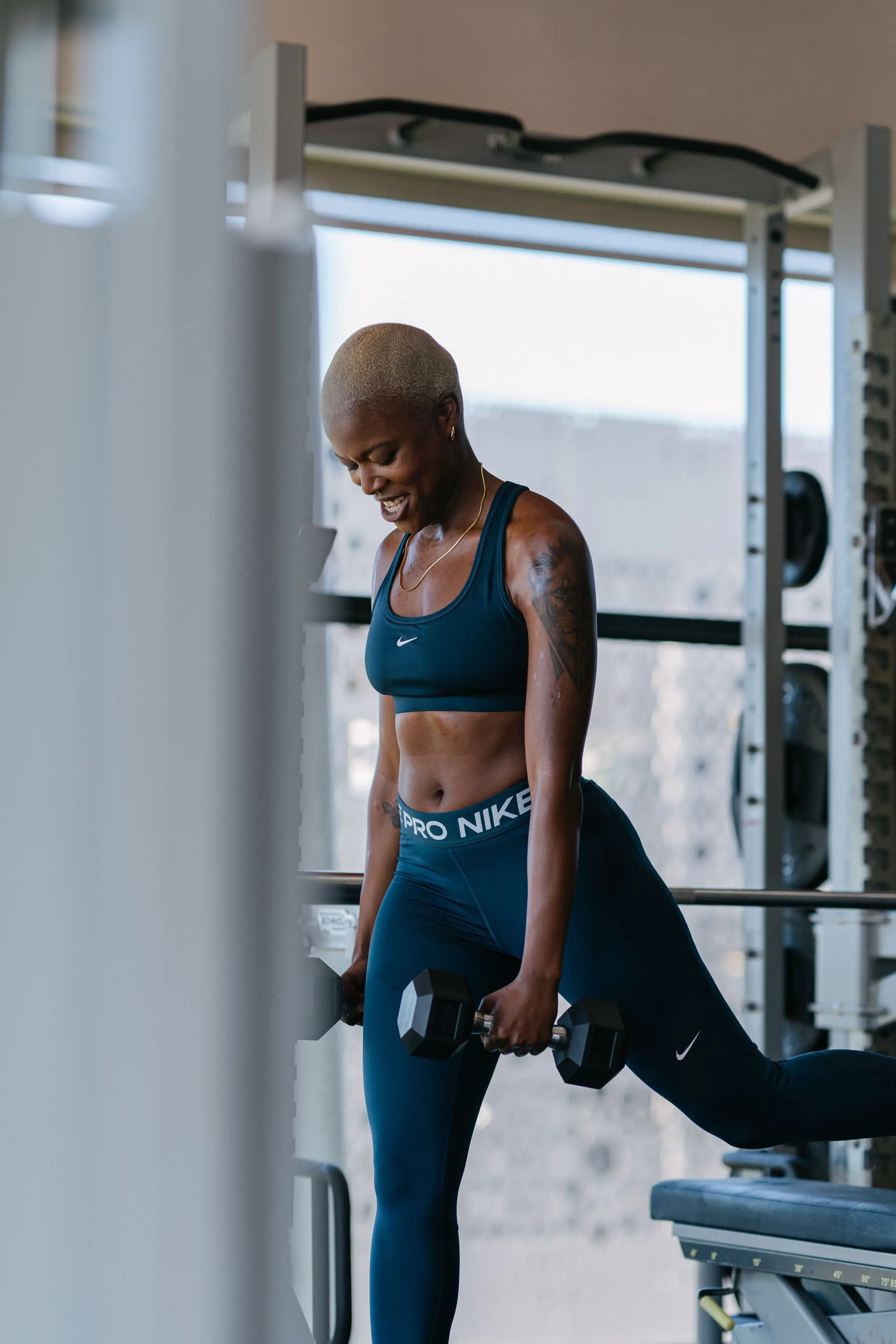Back to the Weights After a Long Break: How to Restart Strength Training Without Burning Out