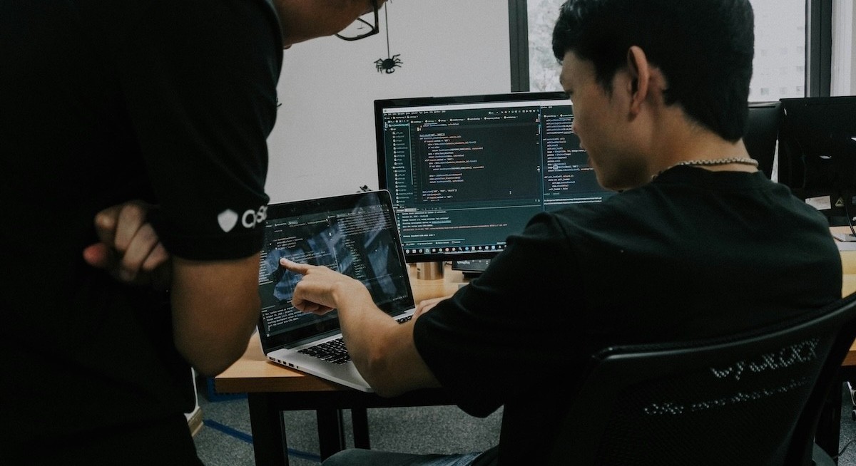 AI Coding Tools Are Reshaping Developer Careers: Should You Still Start as a Junior Dev?