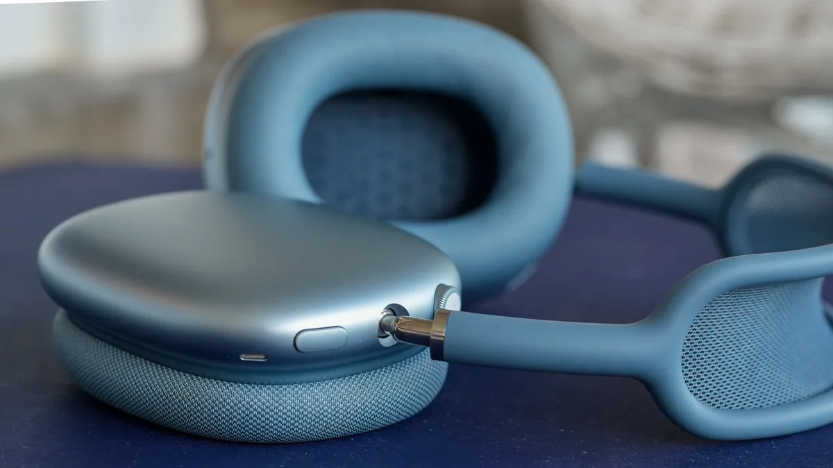 Still the Gold Standard: The Best Wired Headphones for Serious Audiophiles