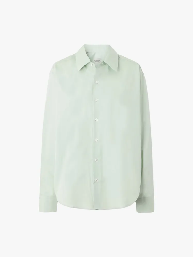 Sage Green Dresses and ‘Curated Wild’ Gardens: How Celebrity Style Is Making Soft Green the It-Colour of 2026