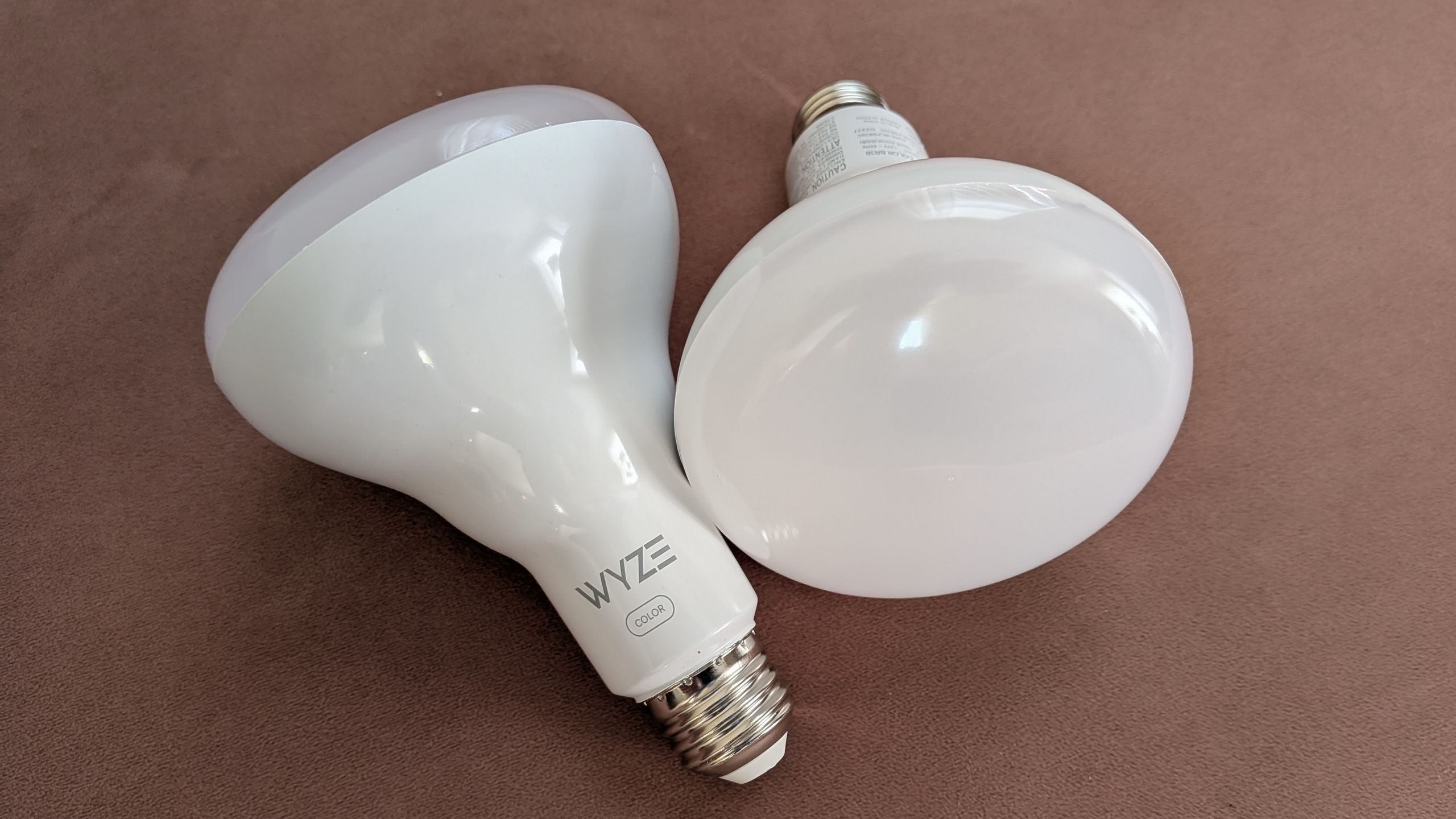 Govee’s New Ceiling Light Ultra Turns Your Living Room Roof into a Giant Smart Canvas