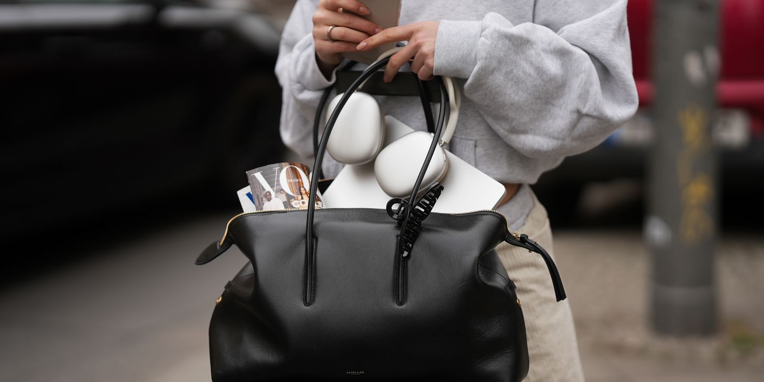 14+ Packing Essentials That Can Save Your Holiday, From Compression Cubes to No-Rinse Laundry Sheets