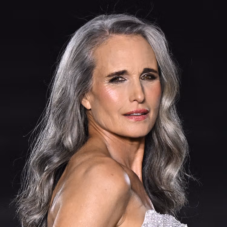 French Blending Is the Chic, Low-Maintenance Way to Refresh Gray Hair