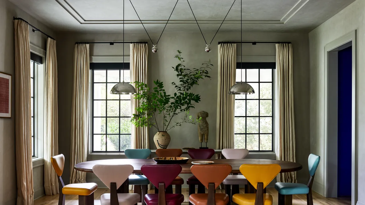 Does Your Home Have ‘Dec‑Aura’? Subtle Styling Tweaks Designers Swear By for That Effortless It Factor