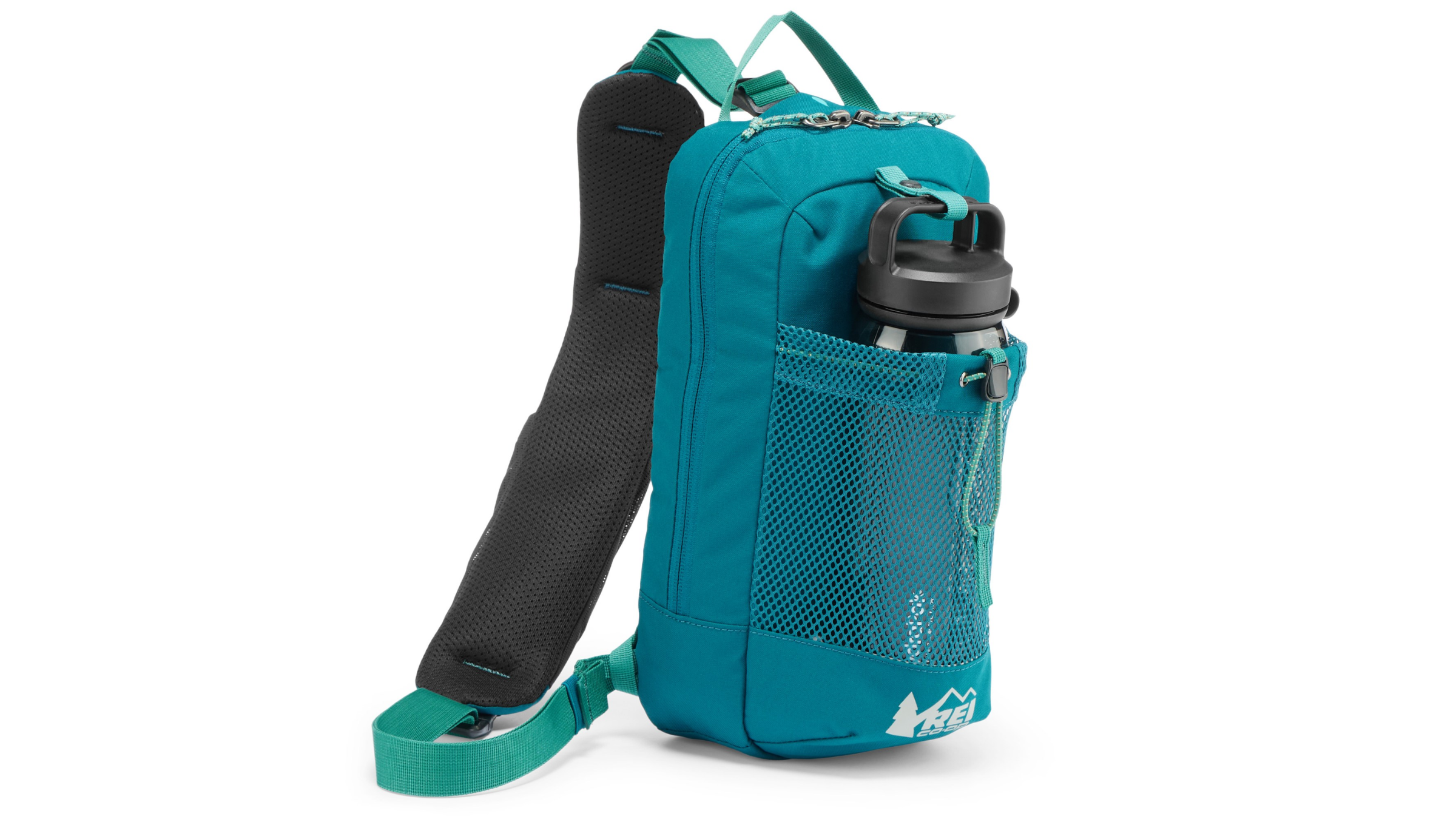 I Ditched Bulky Daypacks for a Hiking Sling Bag — Here’s Who Should Make the Switch