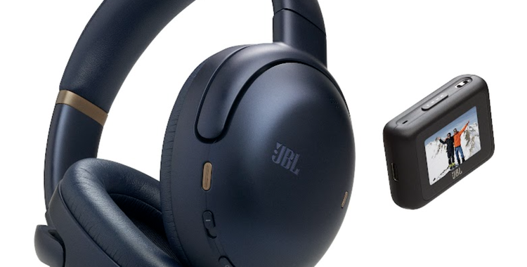 Why Wired Headphones Are Back: How Gen Z Is Rewriting the Rules of Music Listening