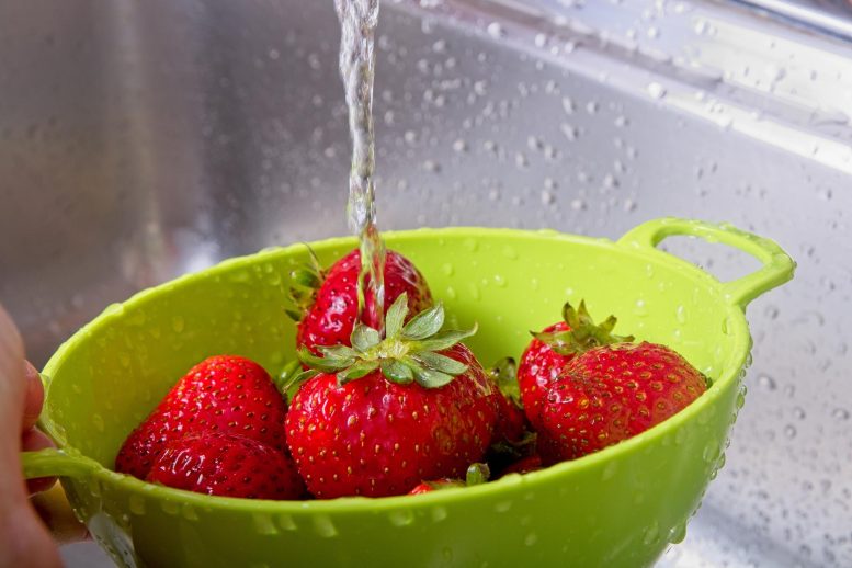 This New Starch-Based Fruit Wash Claims to Cut Pesticides and Keep Produce Fresh for Days Longer