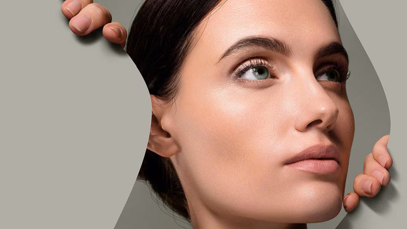 AI-Engineered Actives vs Clean Short Lists: The Skincare Ingredient Battle on Your Shelf