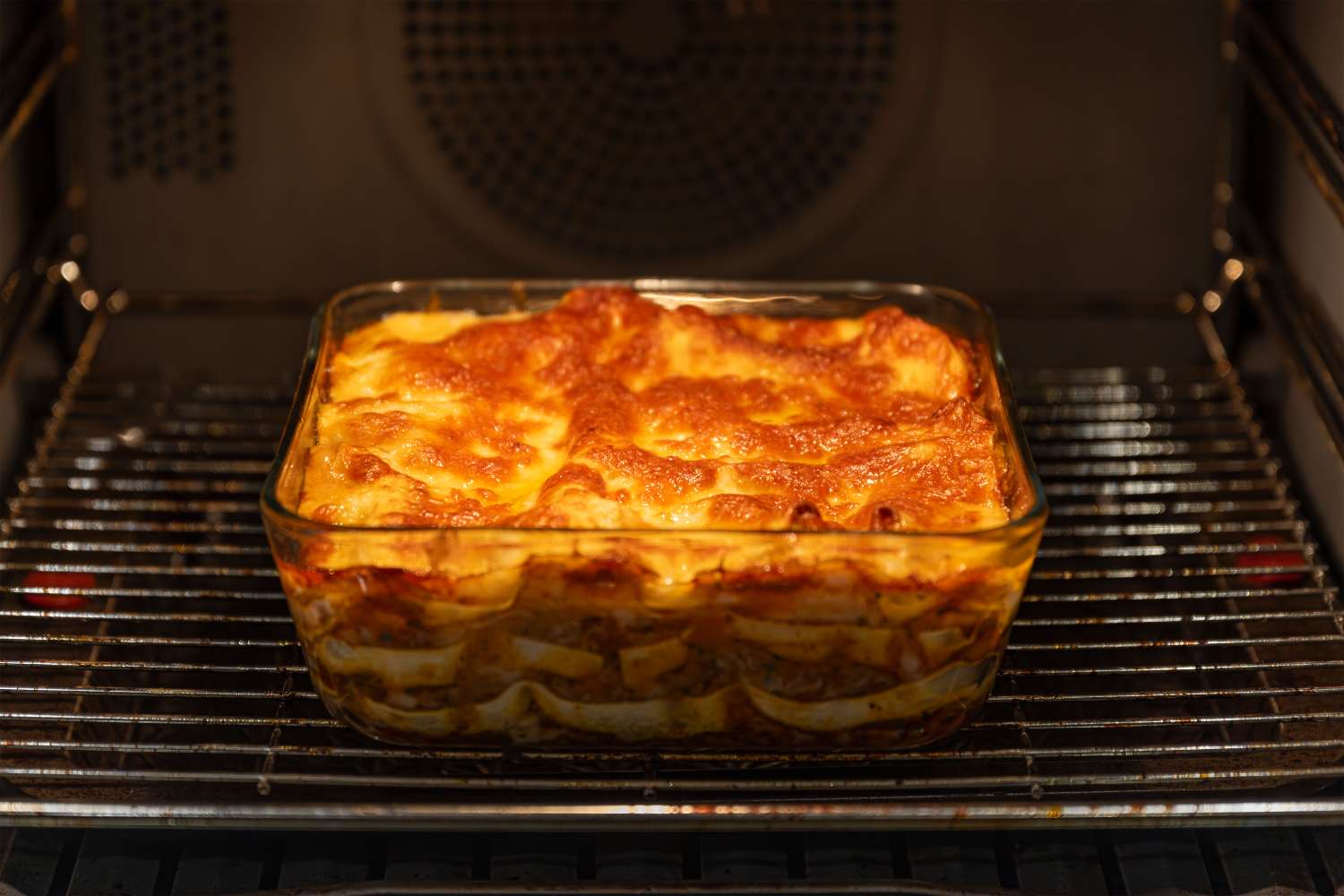 Can You Really Put Glass in the Oven? A Safety Guide for Malaysian Home Bakers
