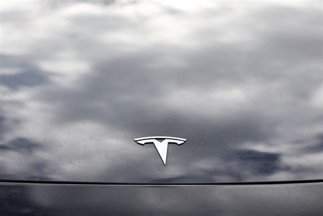Tesla Is Ripping Out a Car Line to Build Optimus: Inside the Humanoid Robot Pivot