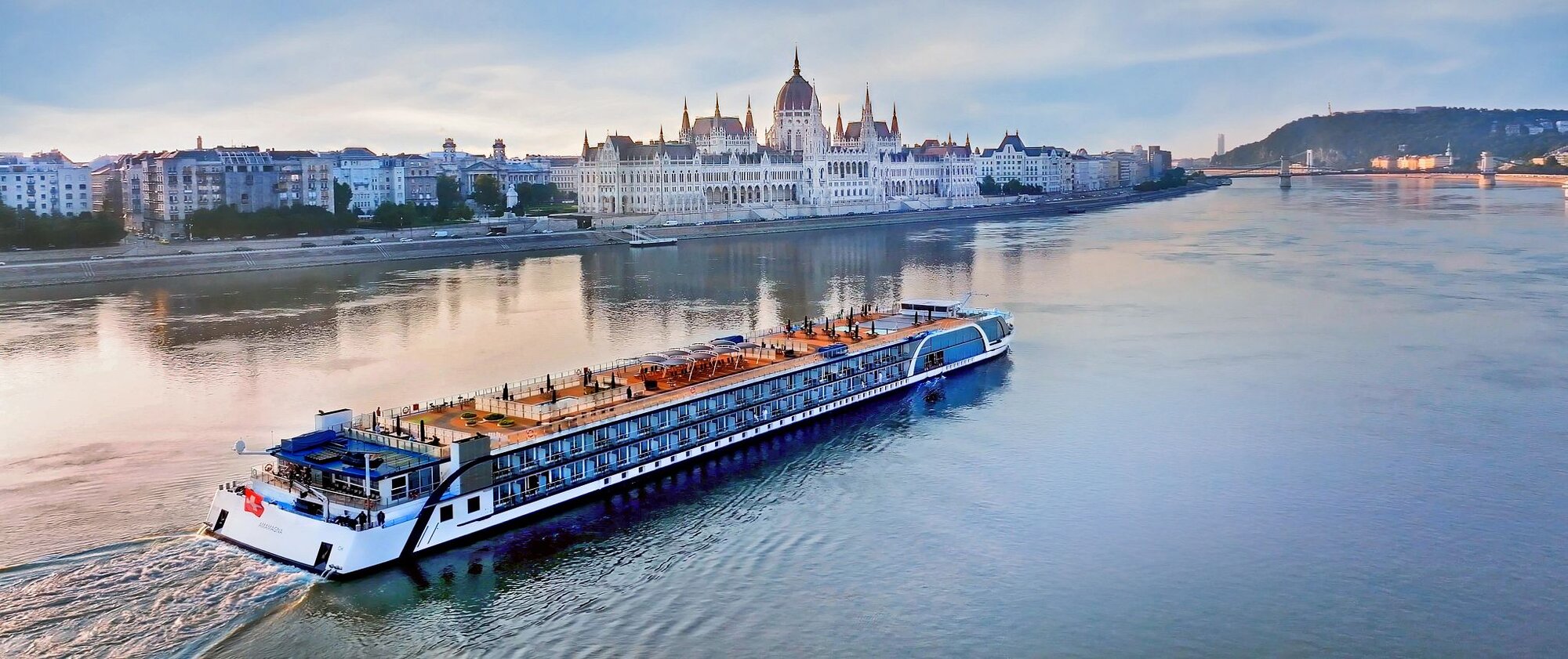 River Cruises vs Ocean Cruises: Why Slower Sailings Are Winning Over First‑Time Cruisers