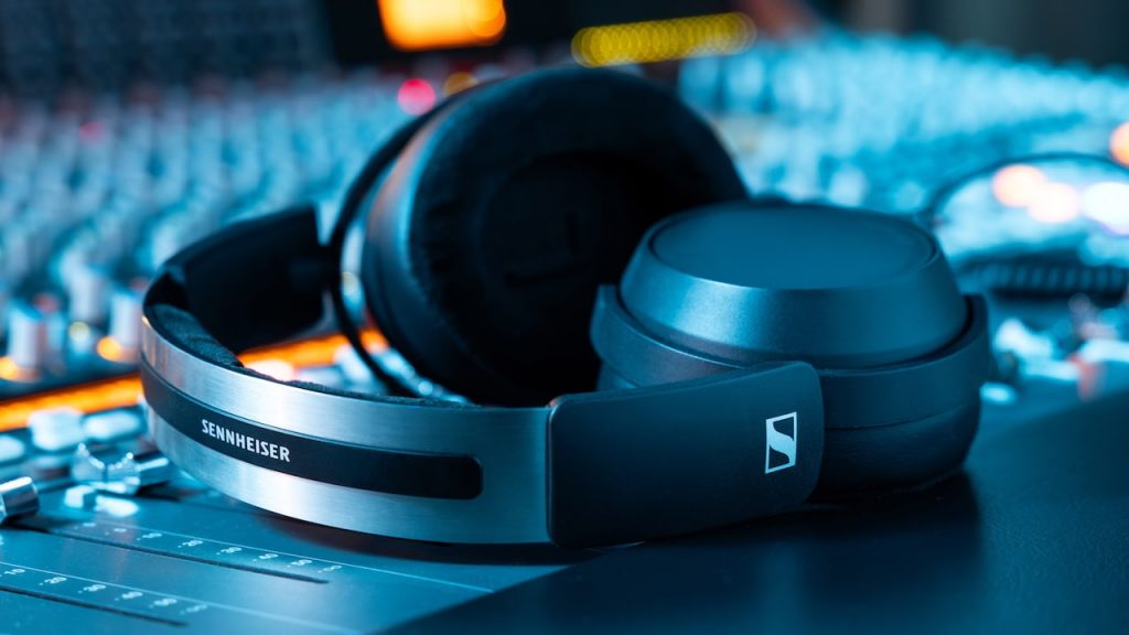 World’s ‘Flattest’ Earphones? What CrinEar Reference and Studio Gear Really Mean for How You Hear Your Music