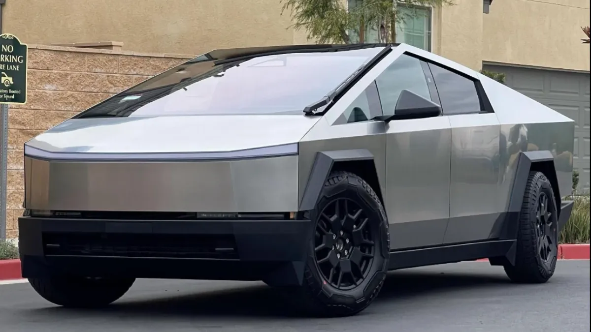 Why SpaceX Is Quietly Buying So Many Cybertrucks — And What It Says About Tesla’s Future