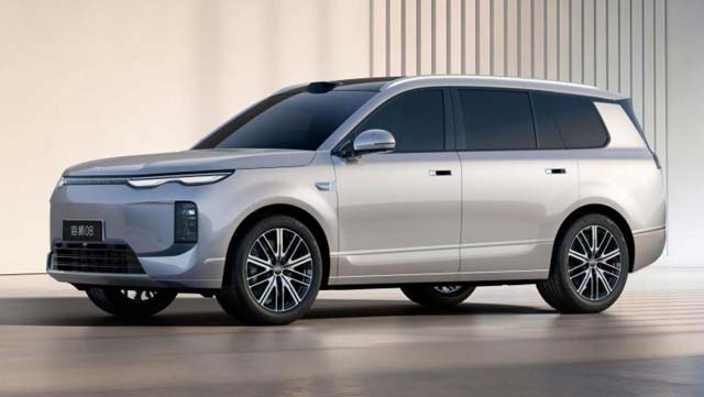 From Ultra-Long Range Wagons to Engine-Back Hybrids: Beijing Auto Show Hints at the Next EV Wave