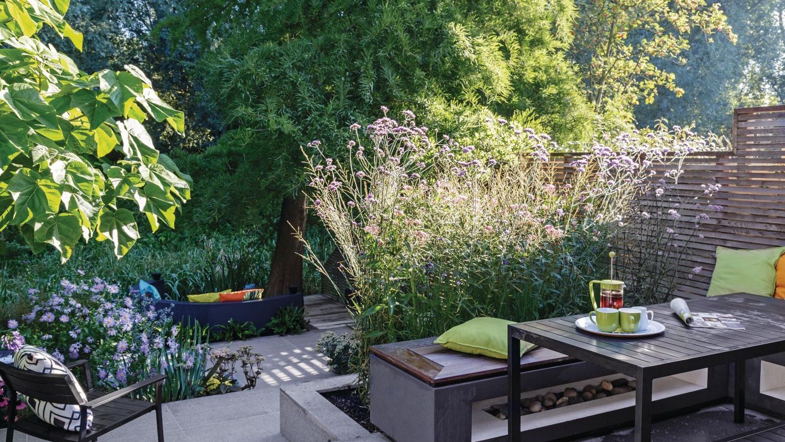 Tabletop Gardens Are the New Centerpieces: Easy Mini Greenery Ideas for Your Dining Table