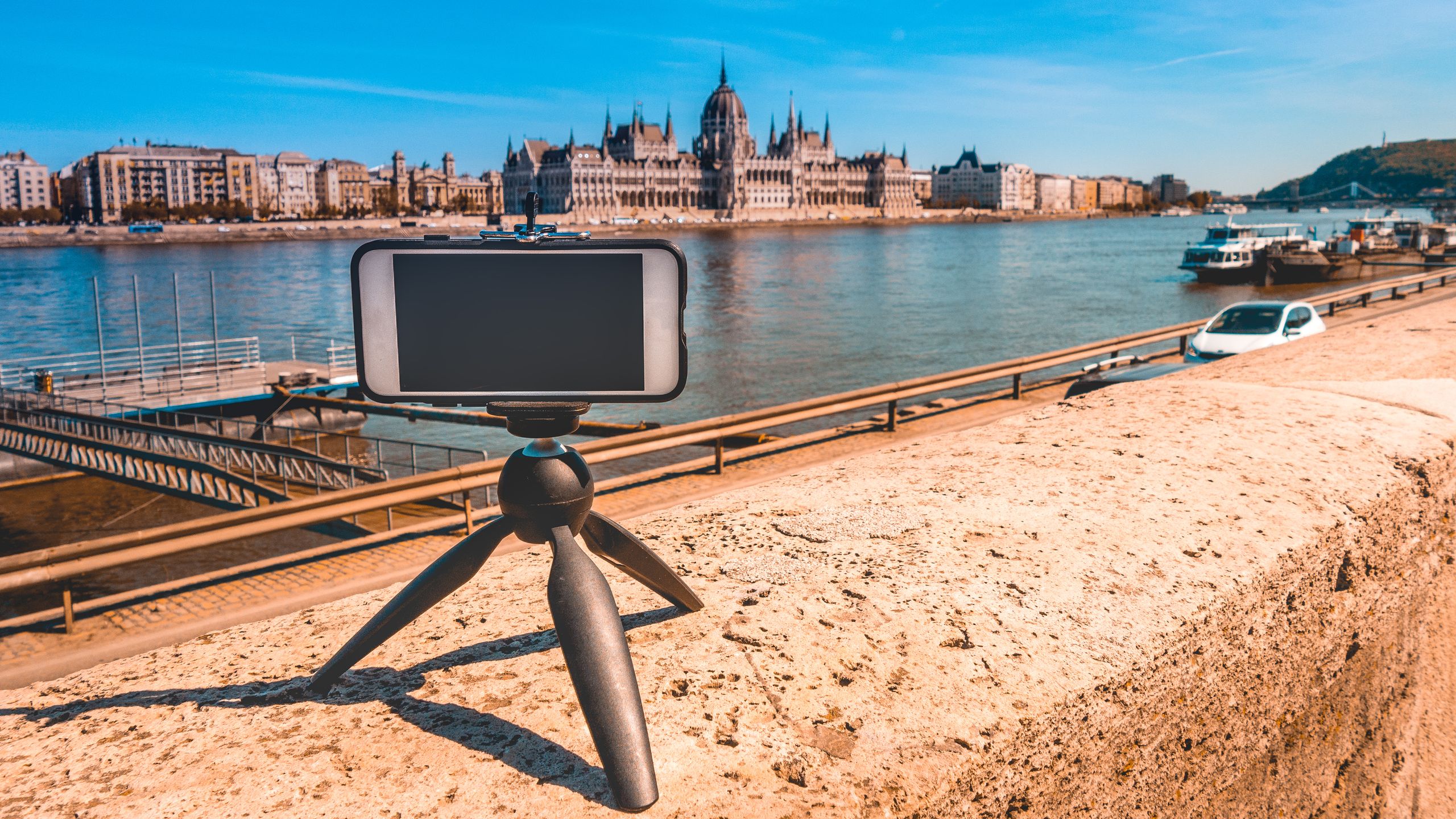 From Clip‑On Lenses to Ring Lights: Are Wild Camera Phone Kits Worth It for Better Photos?