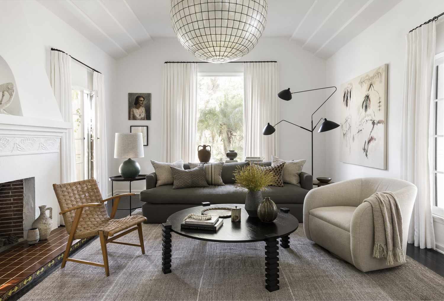 Designers Swear By These 10 Thrift Store Finds for a Stylish Living Room on a Budget