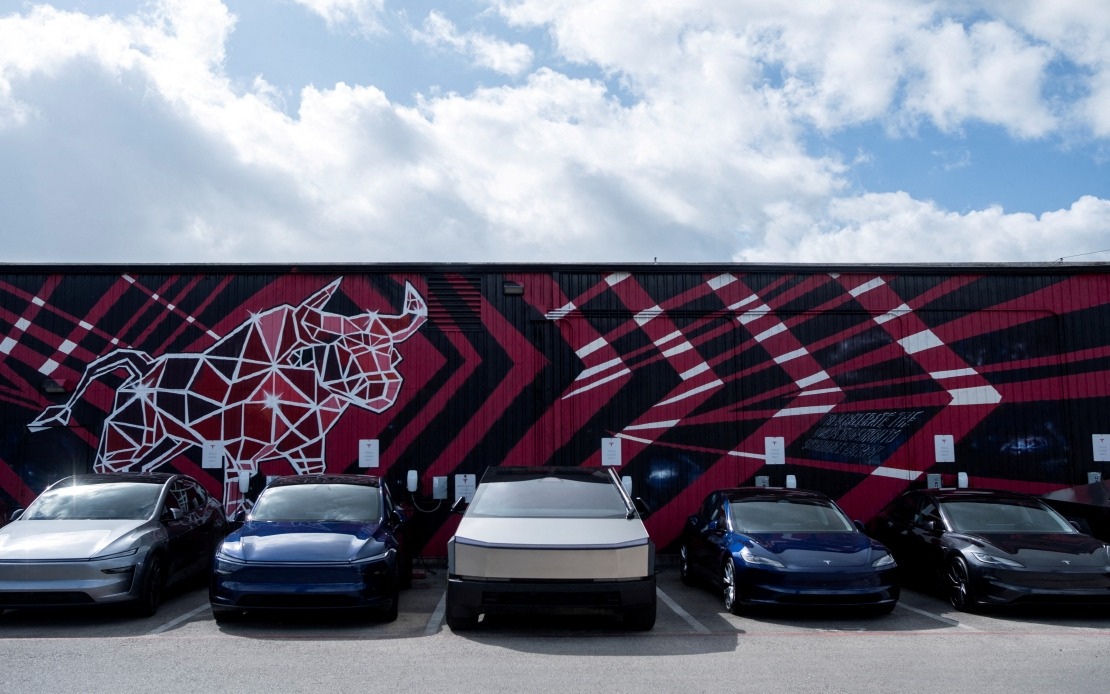 Tesla’s Two-Seat Cybercab Enters Production: A New Chapter for Autonomous Robotaxi EVs