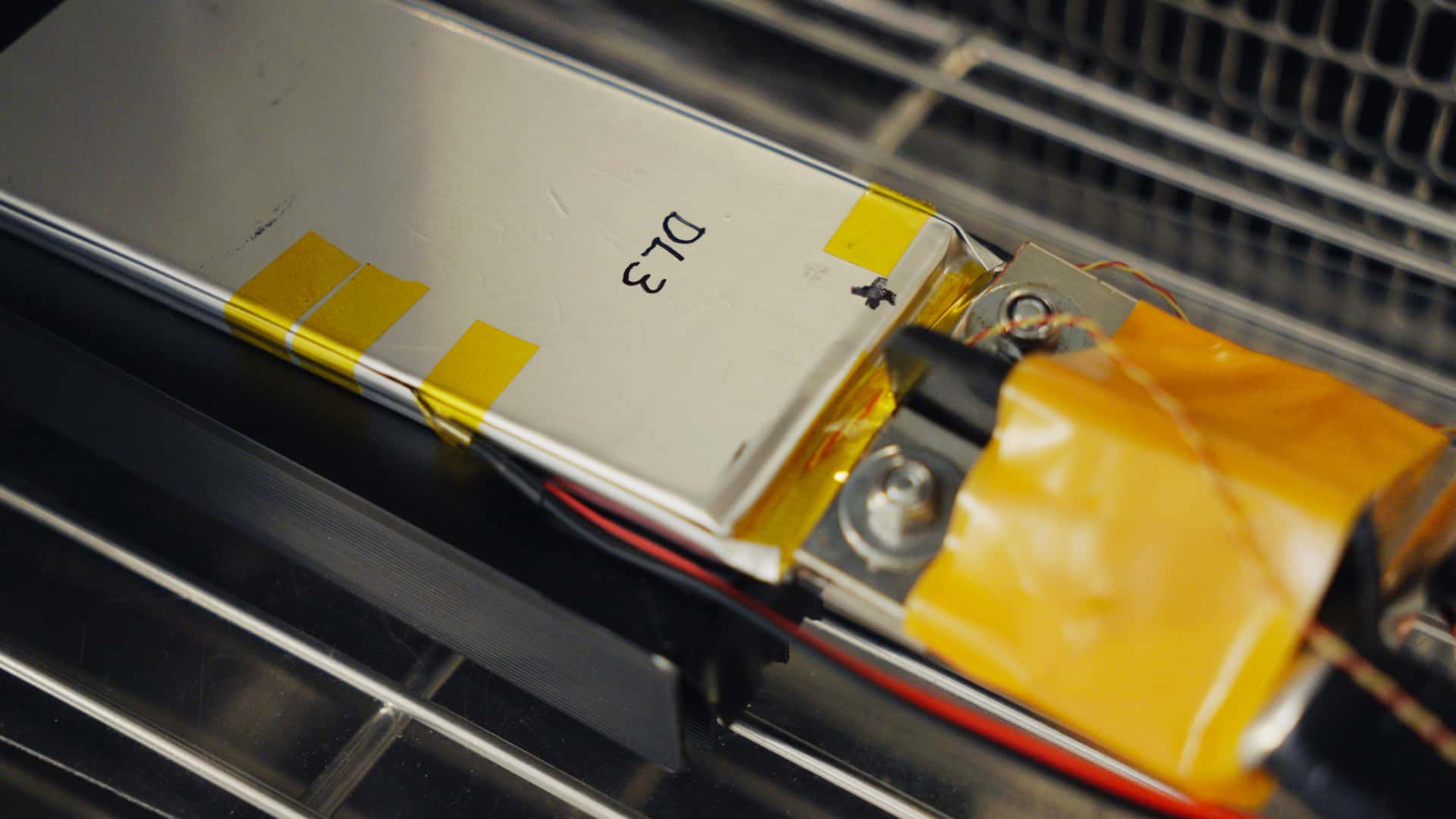 Solid‑State, LFP and ‘Backstabs’: Are the New EV Batteries Really Safer for Everyday Drivers?