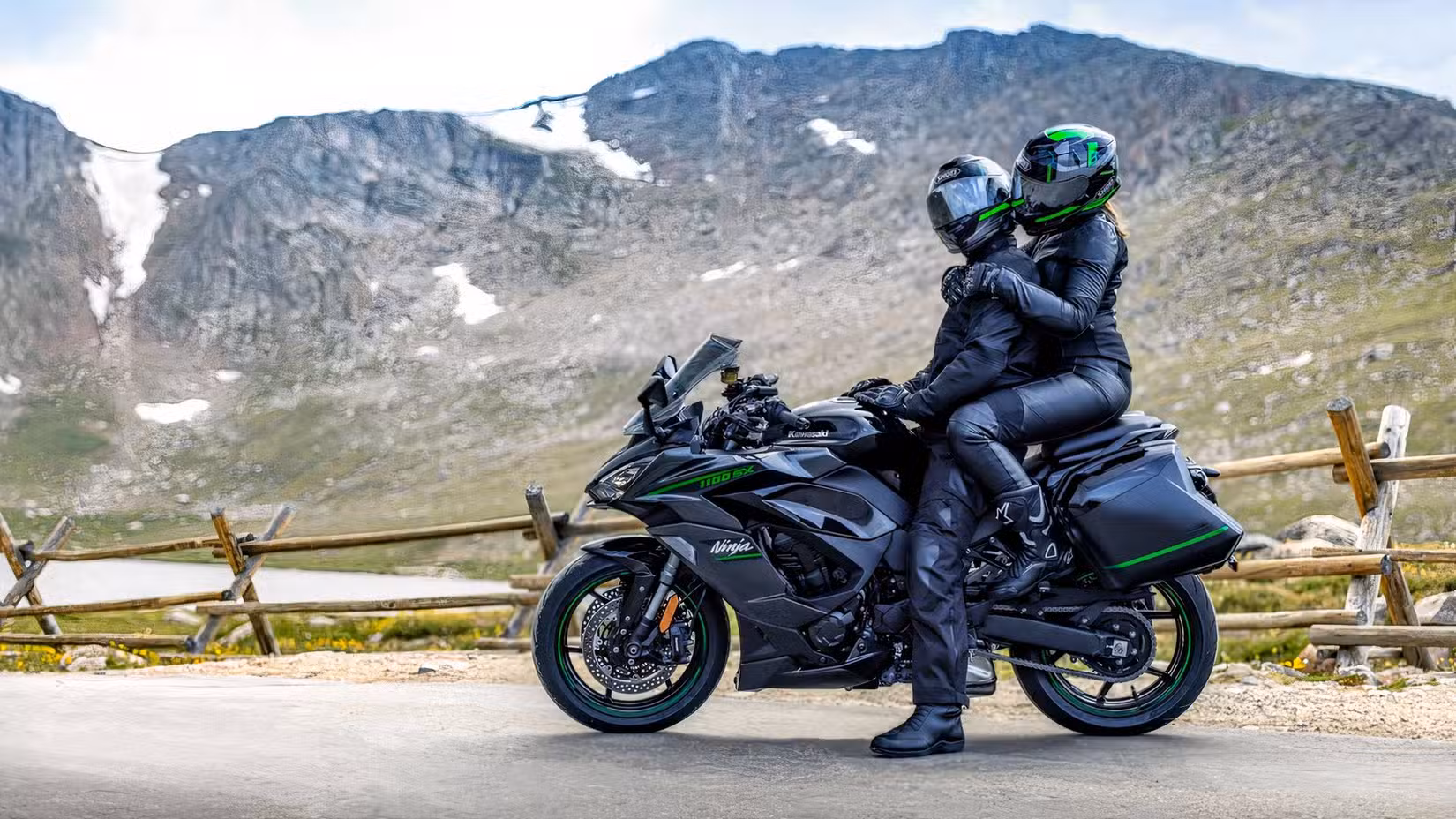 Sport‑Touring Sweet Spot: How Mid‑Size Bikes Are Mixing Big‑Bike Comfort With Everyday Rideability
