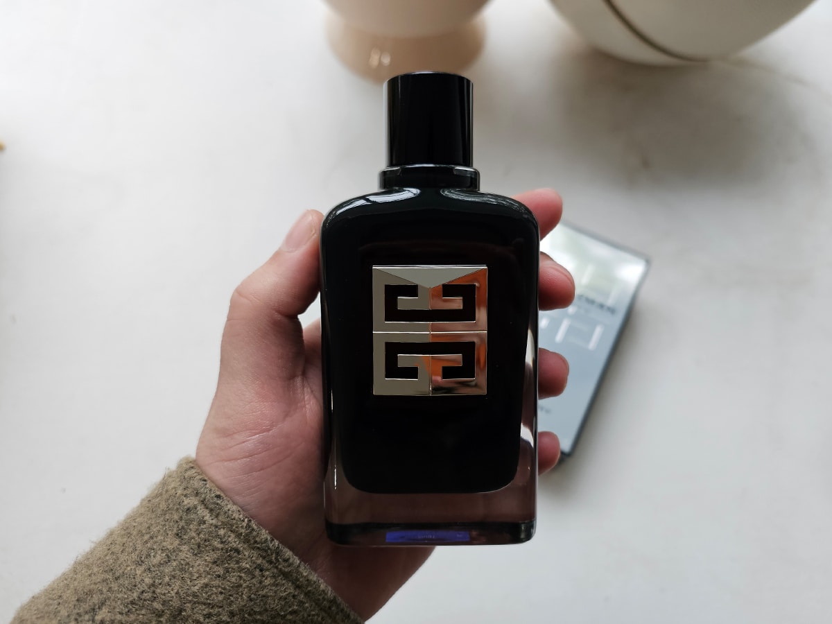 Why Woody Scents Feel So Comforting: The Mood-Boosting Side of Men’s Most Popular Notes