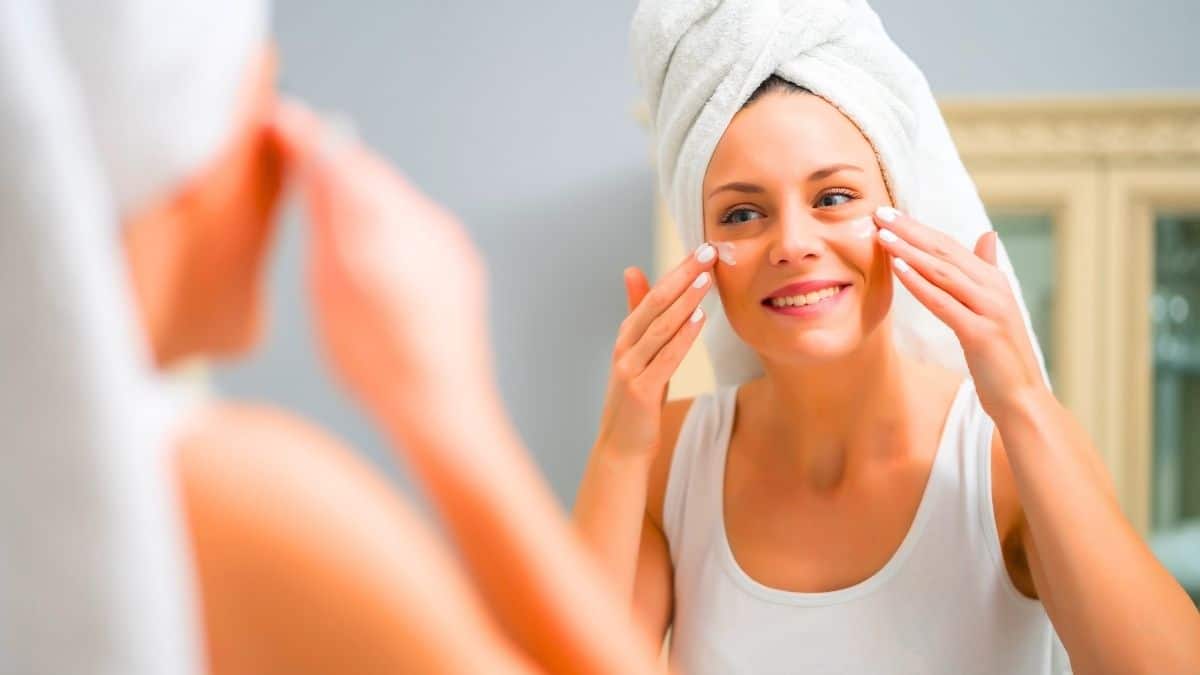 AI-Engineered Actives vs Clean Short Lists: The Skincare Ingredient Battle on Your Shelf