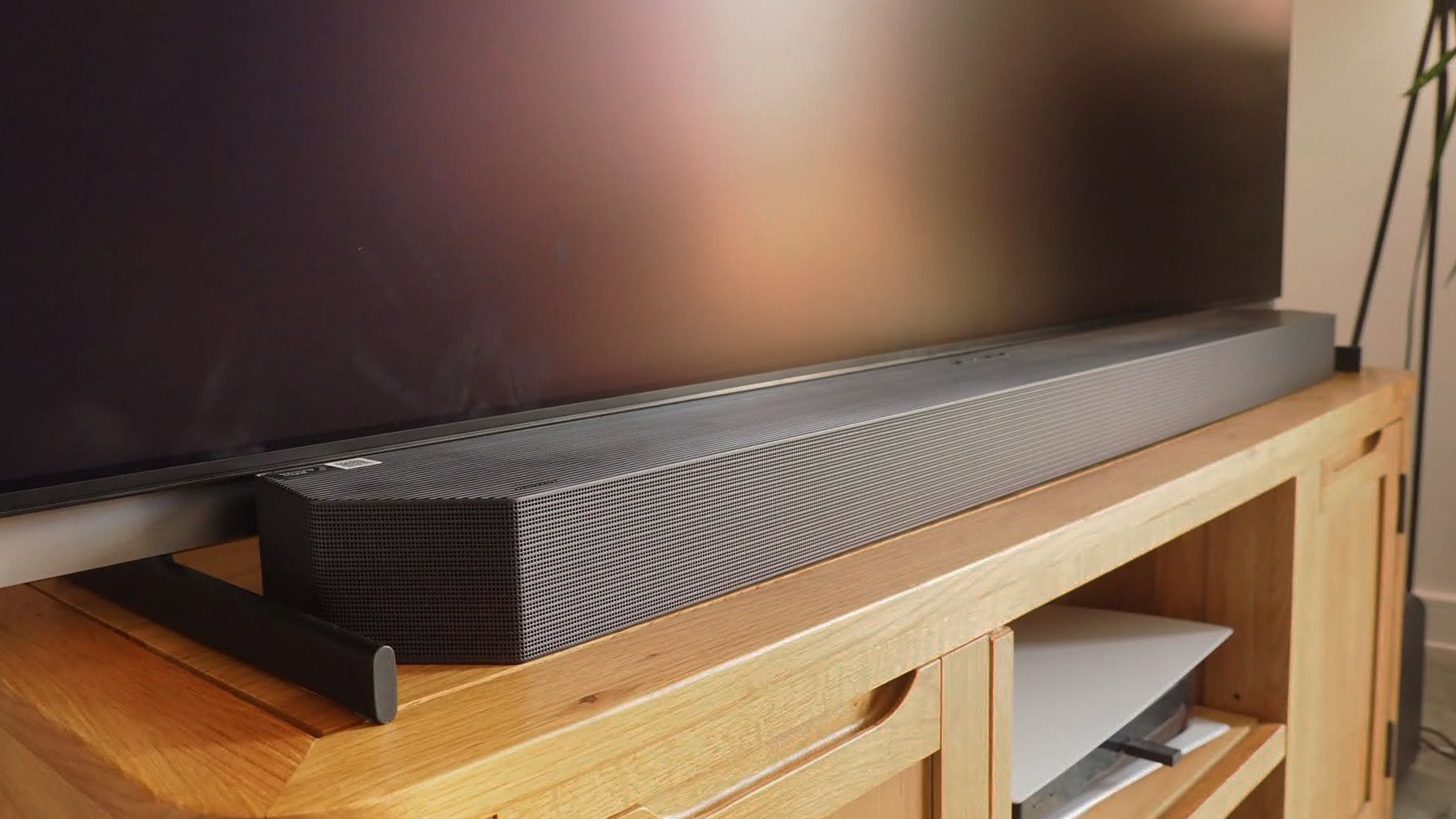 From One-Box Surround Sound to AI-Tuned Turntables: Are All-in-One Audio Systems Finally Worth It?