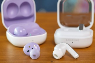 Samsung Galaxy Buds4 Pro vs AirPods Pro 3: Which Noise‑Cancelling Earbuds Are Better for Your Daily Commute?