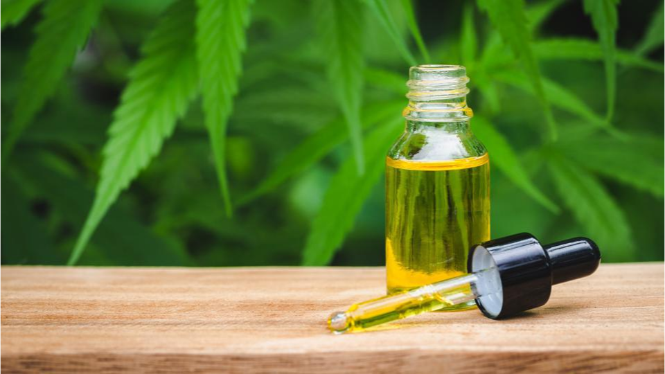 From Spa Shelf to Nightstand: How Luxury Body Oils Are Becoming Everyday Aromatherapy