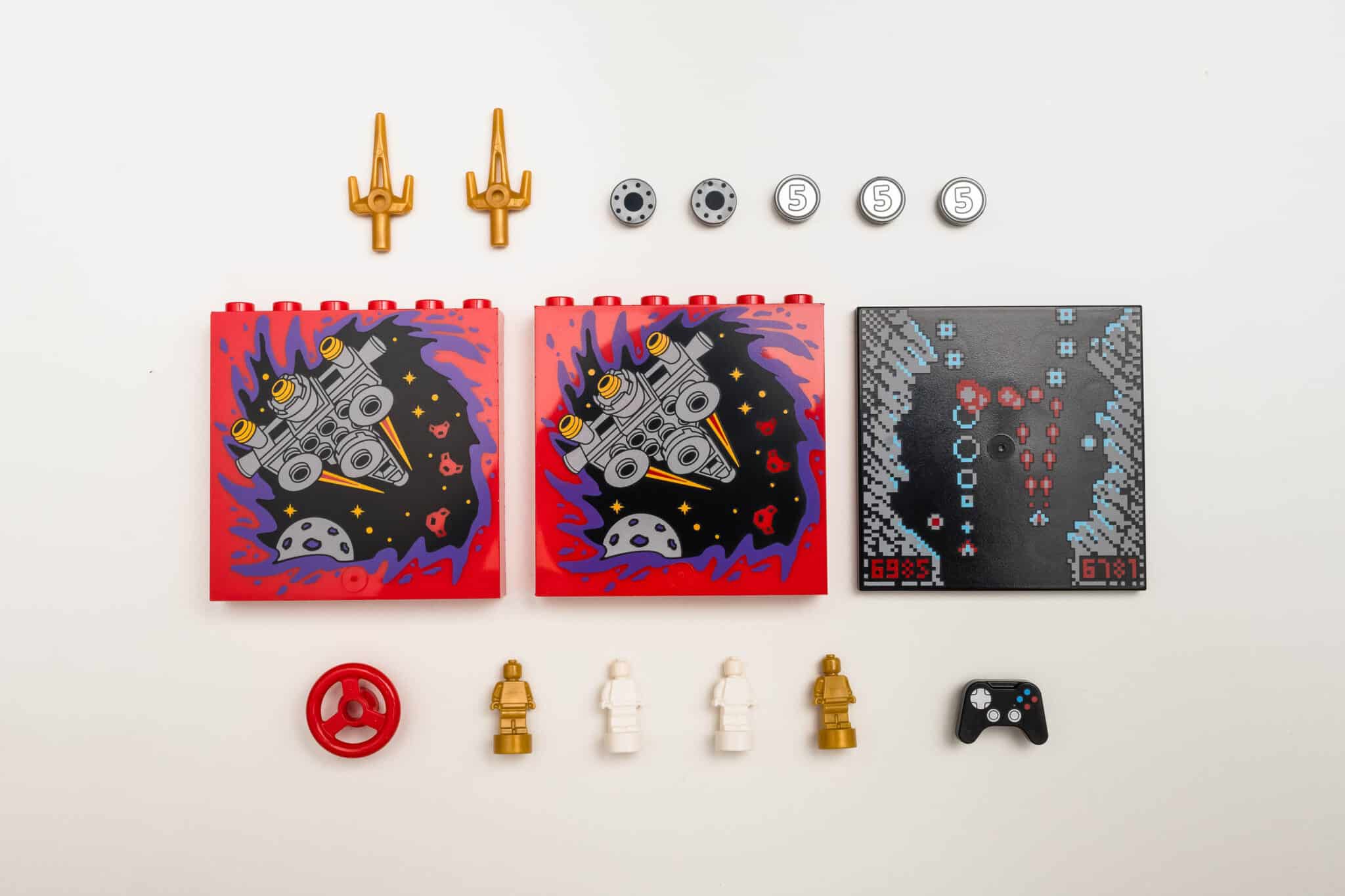 This Tiny LEGO Arcade Cabinet Scratches the Retro Gaming Itch Better Than You’d Think