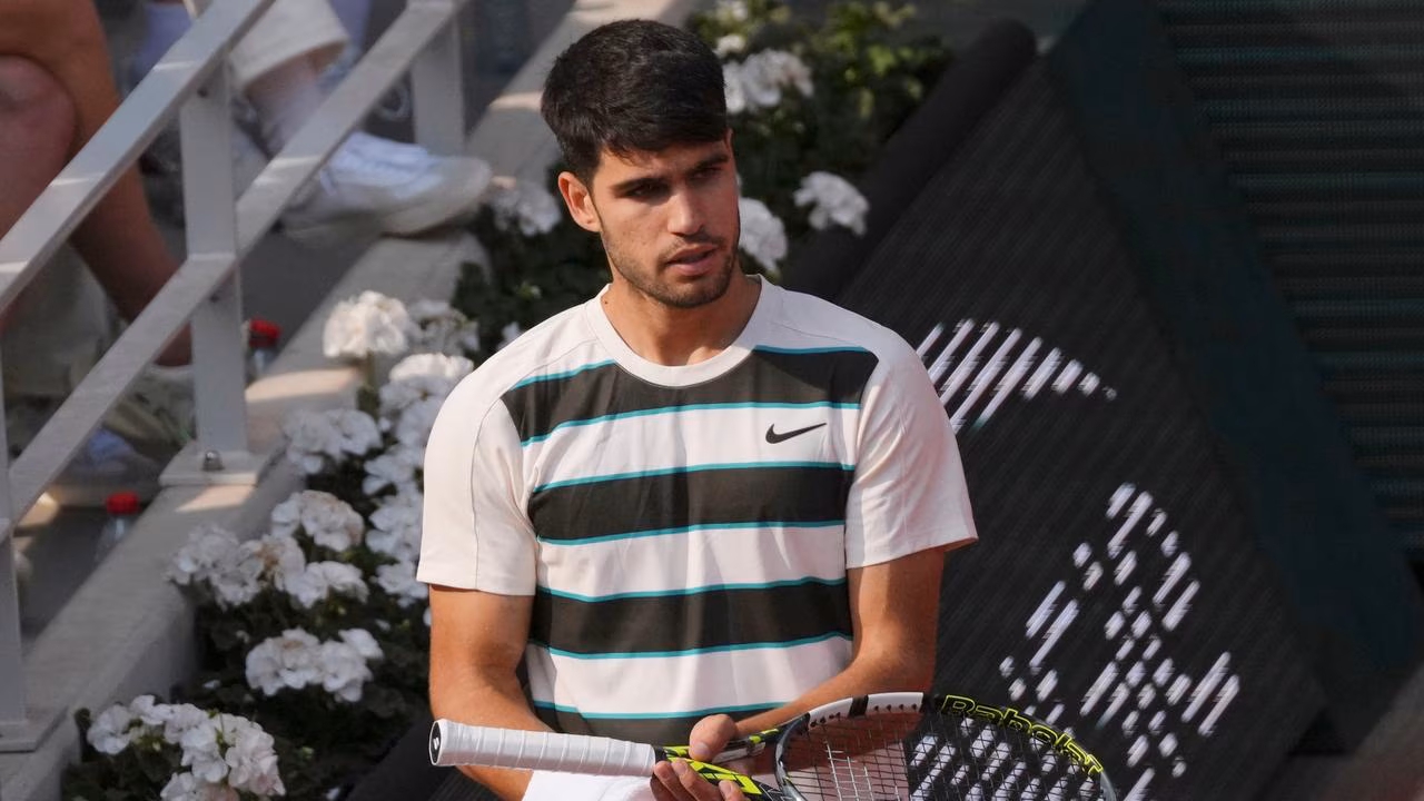 World No. 2 Withdraws from Roland Garros: How Carlos Alcaraz’s Wrist Injury Blows the French Open Wide Open